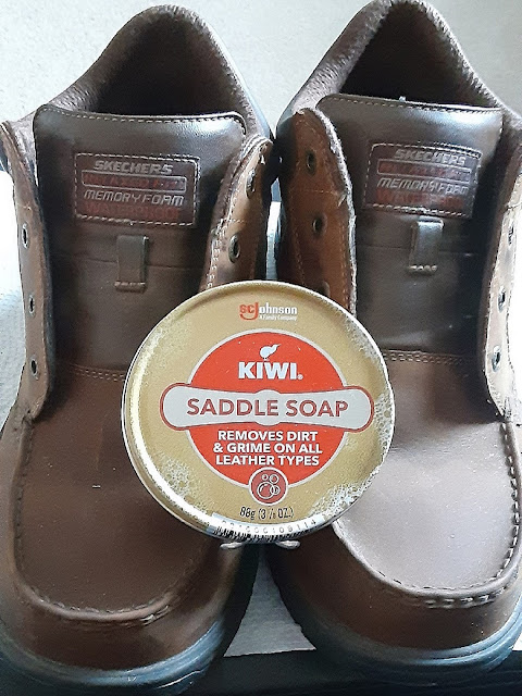 Cleaning Leather with Saddle Soap